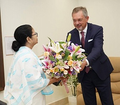 Ambassador of Russia to India H.E. Mr.Denis Alipov pays a courtesy visit on Honourable Chief Minister of West Bengal Smt. Mamata Banerjee