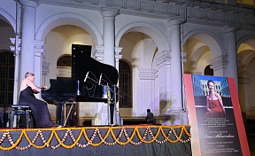 A piano concert in Kolkata A piano concert in Kolkata