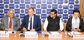 Consul General Alexey Idamkin takes part in the Interactive Session at the MCC&I, Kolkata